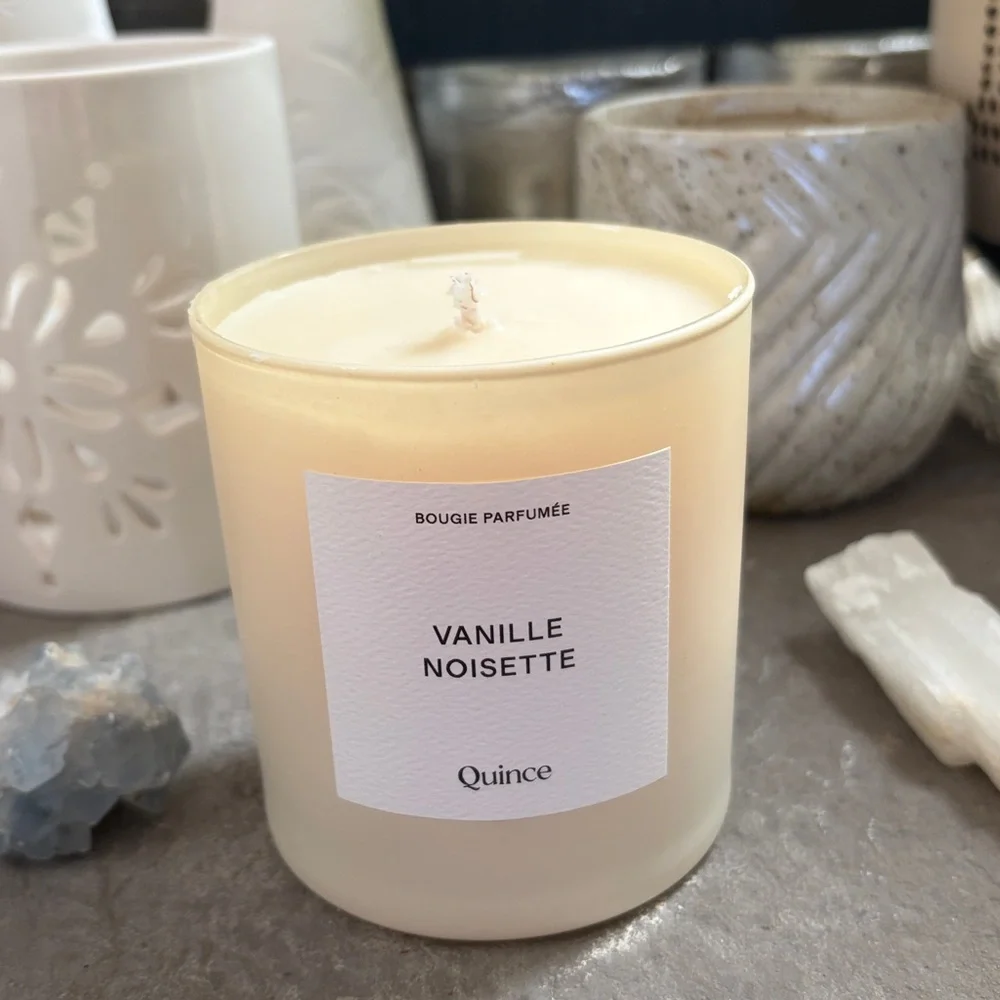 New Quince Vanilla Noisette Scented Candle home fragrance cream glass vessel box - Picture 7 of 9